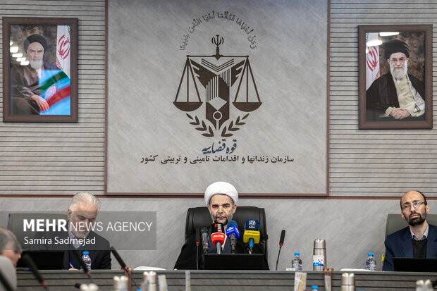 رونمایی از سامانه‌های اقدامات حمایتی، اشتغال و کارآفرینیِ سازمان زندان‌ها