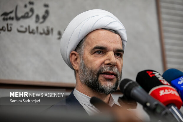 رونمایی از سامانه‌های اقدامات حمایتی، اشتغال و کارآفرینیِ سازمان زندان‌ها