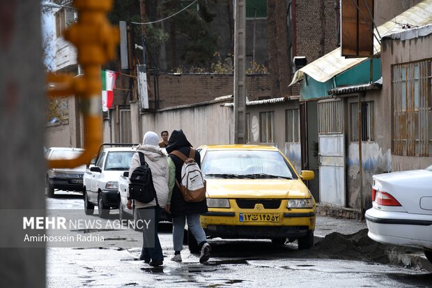 اولین بارش پاییزی باران در بیرجند