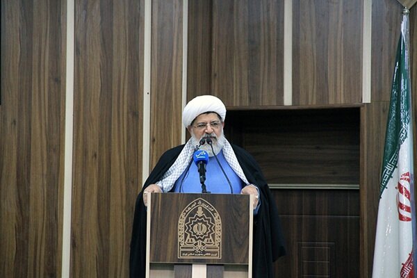 نهج‌البلاغه نسخه نجات بشر و محور تعالی فرهنگی جامعه