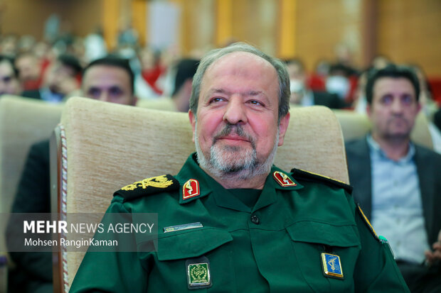 مراسم ازدواج ۹۰۰ زوج از فرزندان بازنشستگان نیروهای مسلح