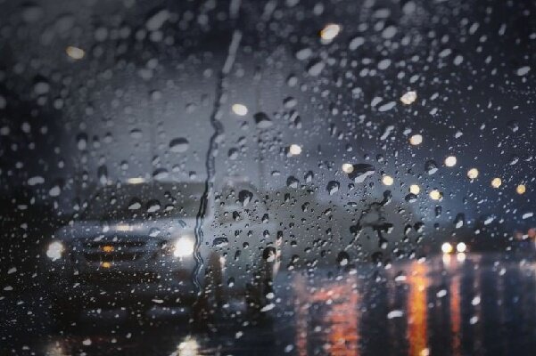 بارش باران در سطح شهر مشهد