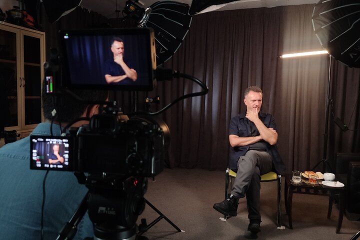 «دوربینهای خاموش» به یک خلا بزرگ میپردازد؛ ضعف سیاست رسانهای در جنگ