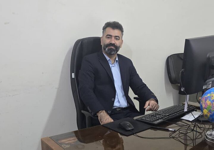 انتخاب عضو بسیج کشاورزی سپاه فتح به عنوان سردبیر مجله ای در سوئیس