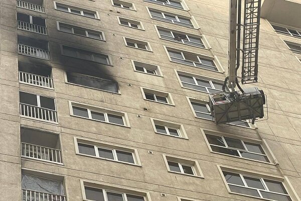 آتش‌سوزی در برج مسکونی دهکده المپیک مهار شد