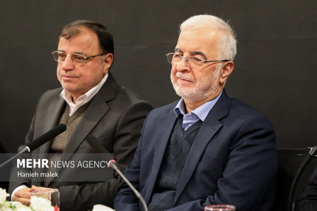 نشست شهرداران مراکز استان‌های کشور در گرگان