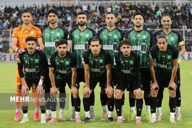 دیدار دو تیم خیبر خرم‌آباد و استقلال تهران