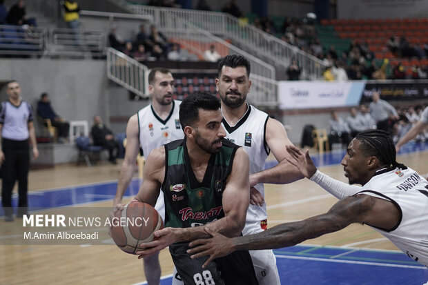 لیگ برتر بسکتبال ؛ گلنور اصفهان و طبیعت اسلامشهر