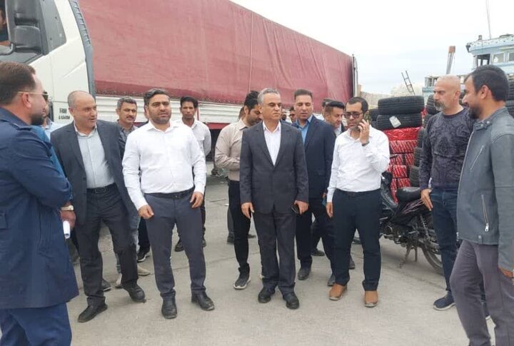 زیبا: عملیات تخلیه بار در اسکله کنگان تسریع شود