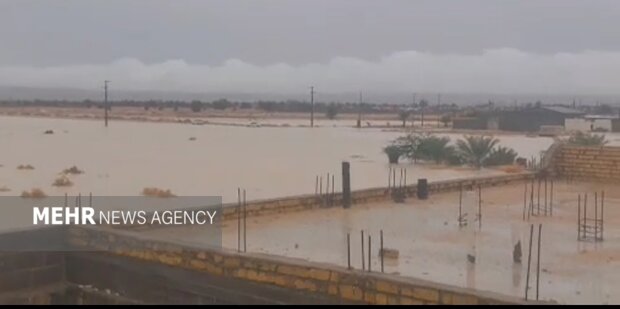 شهرک ایثار شهر بیرم فارس زیر آب رفت
