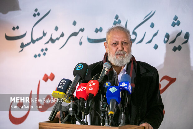 بزرگداشت هنرمند پیشکسوت جعفر دهقان