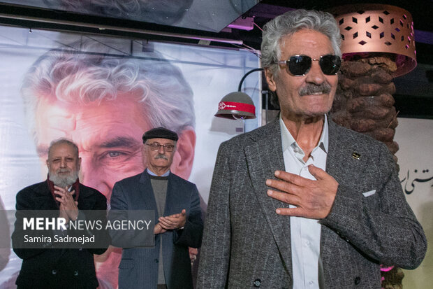 بزرگداشت هنرمند پیشکسوت جعفر دهقان