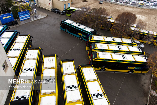 آیین رونمایی از نخستین ناوگان اتوبوس برقی کلانشهر اصفهان