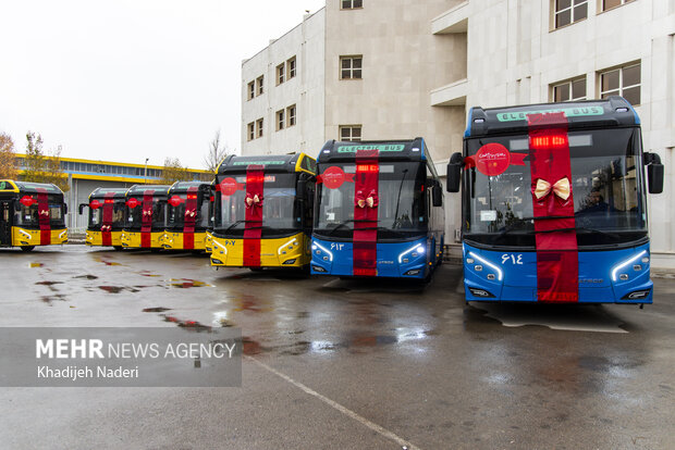 آیین رونمایی از نخستین ناوگان اتوبوس برقی کلانشهر اصفهان