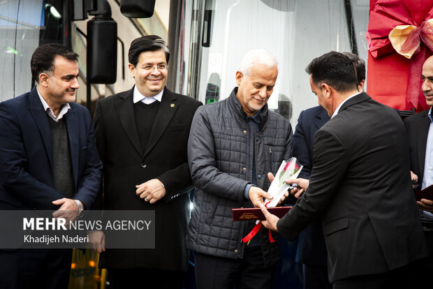 آیین رونمایی از نخستین ناوگان اتوبوس برقی کلانشهر اصفهان