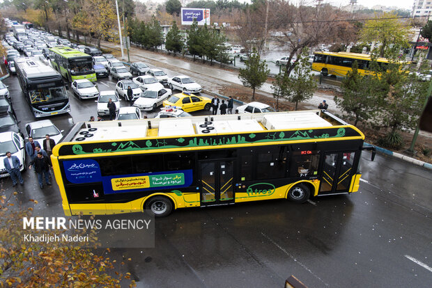 آیین رونمایی از نخستین ناوگان اتوبوس برقی کلانشهر اصفهان