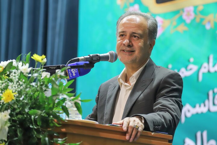 زبان فارسی بهترین گفتمان دیپلماسی علمی جهان را دارد