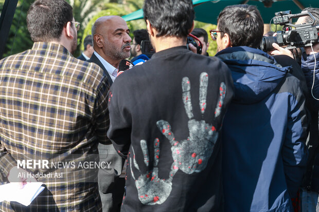 احمد میدری وزیر کار، تعاون و رفاه اجتماعی در حاشیه جلسه هیئت دولت