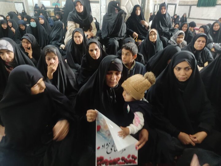 دختر شهید مراد صالحی‌نژاد: شهادت پدرم افتخاری بزرگ است