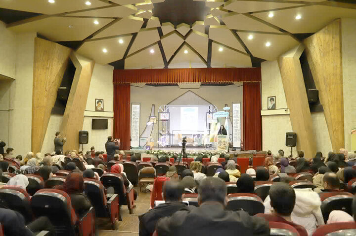 ملک‌زاده:آیین اختتامیه جشنواره بین‌المللی قصه‌گویی در اردبیل برگزار شد