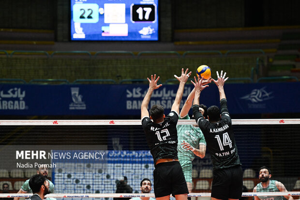 لیگ برتر والیبال - پیکان و رازین پلیمر