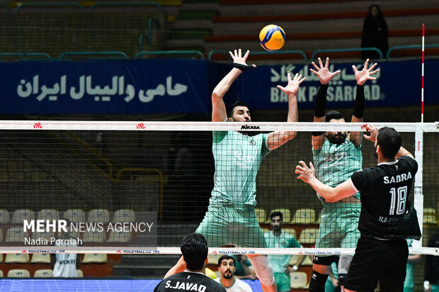 لیگ برتر والیبال - پیکان و رازین پلیمر