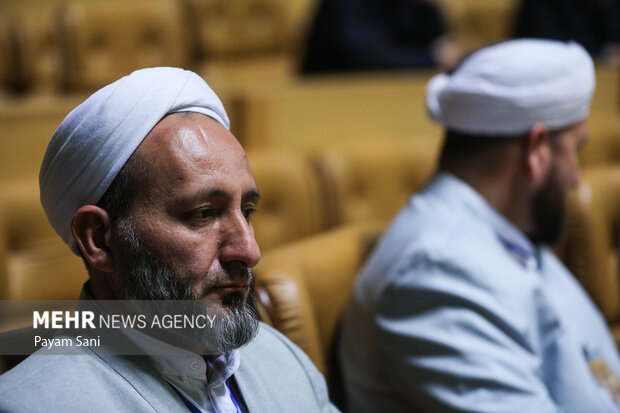 نخستین دوره جایزه بین المللی امام خمینی(ره)