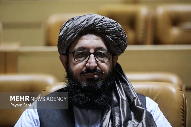 نخستین دوره جایزه بین المللی امام خمینی(ره)