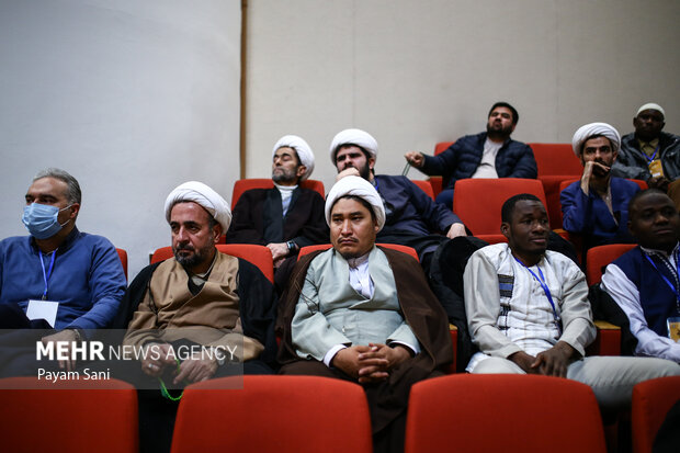 نخستین دوره جایزه بین المللی امام خمینی(ره)