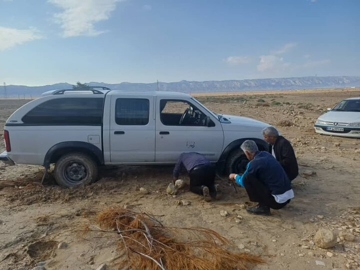 روایت فداکاری بانوی پزشک لامردی در دل سیلاب