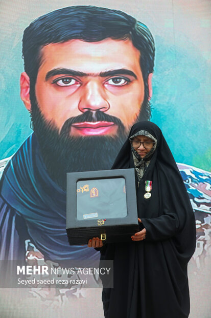 آیین بدرقه کاروان «سرباز وطن»