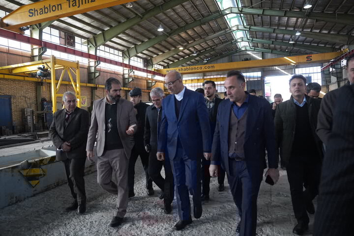 استاندار کرمانشاه از دو واحد صنعتی فلزی در استان بازدید کرد