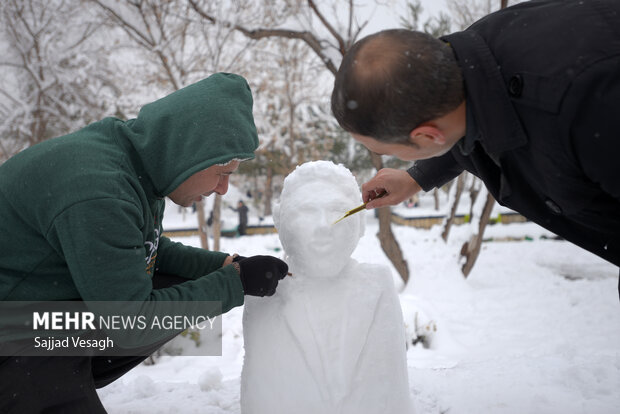جشن آدم برفی در همدان