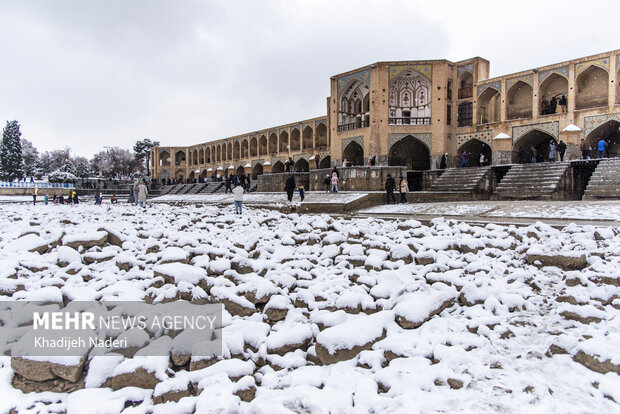 نخستین برف پاییزی در نصف جهان