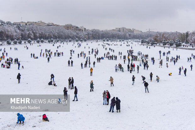 نخستین برف پاییزی در نصف جهان