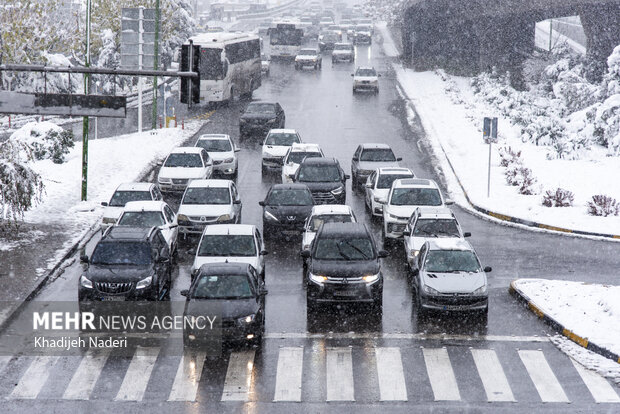 نخستین برف پاییزی در نصف جهان