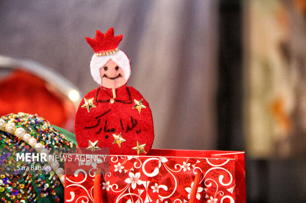 یلدا نزدیک است؛ جلوه‌های نمایشگاهی شب چله در کرمانشاه