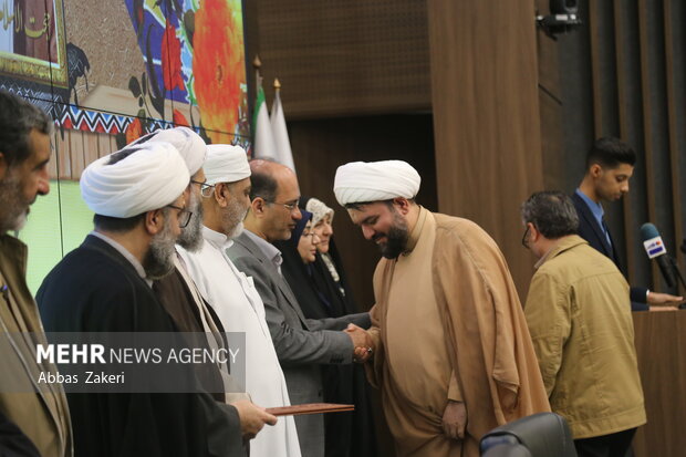 آئین تکریم و معارفه مدیرکل تبلیغات اسلامی هرمزگان