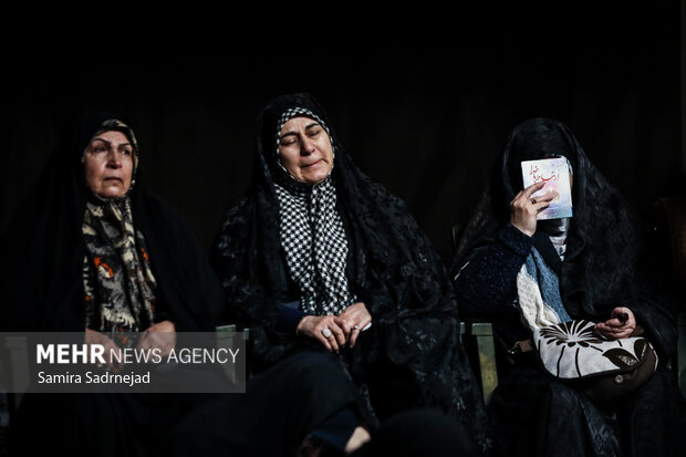 دورهمی یلدایی شهدایی