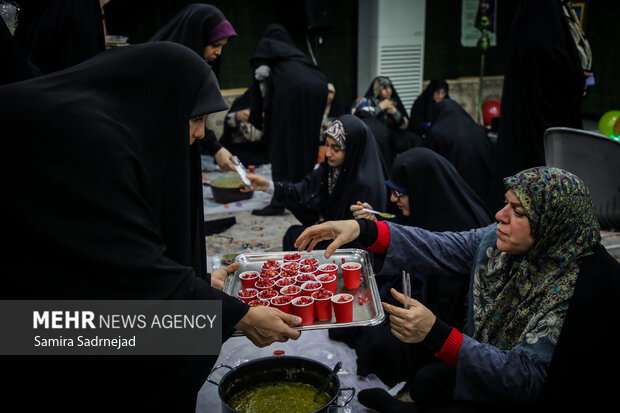 دورهمی یلدایی شهدایی