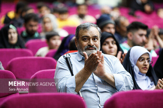 شب یلدای بیماران سرطانی در کنار خادمان امام رضا(ع)